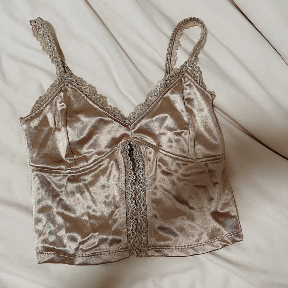 Garage Crop top XS new w tags